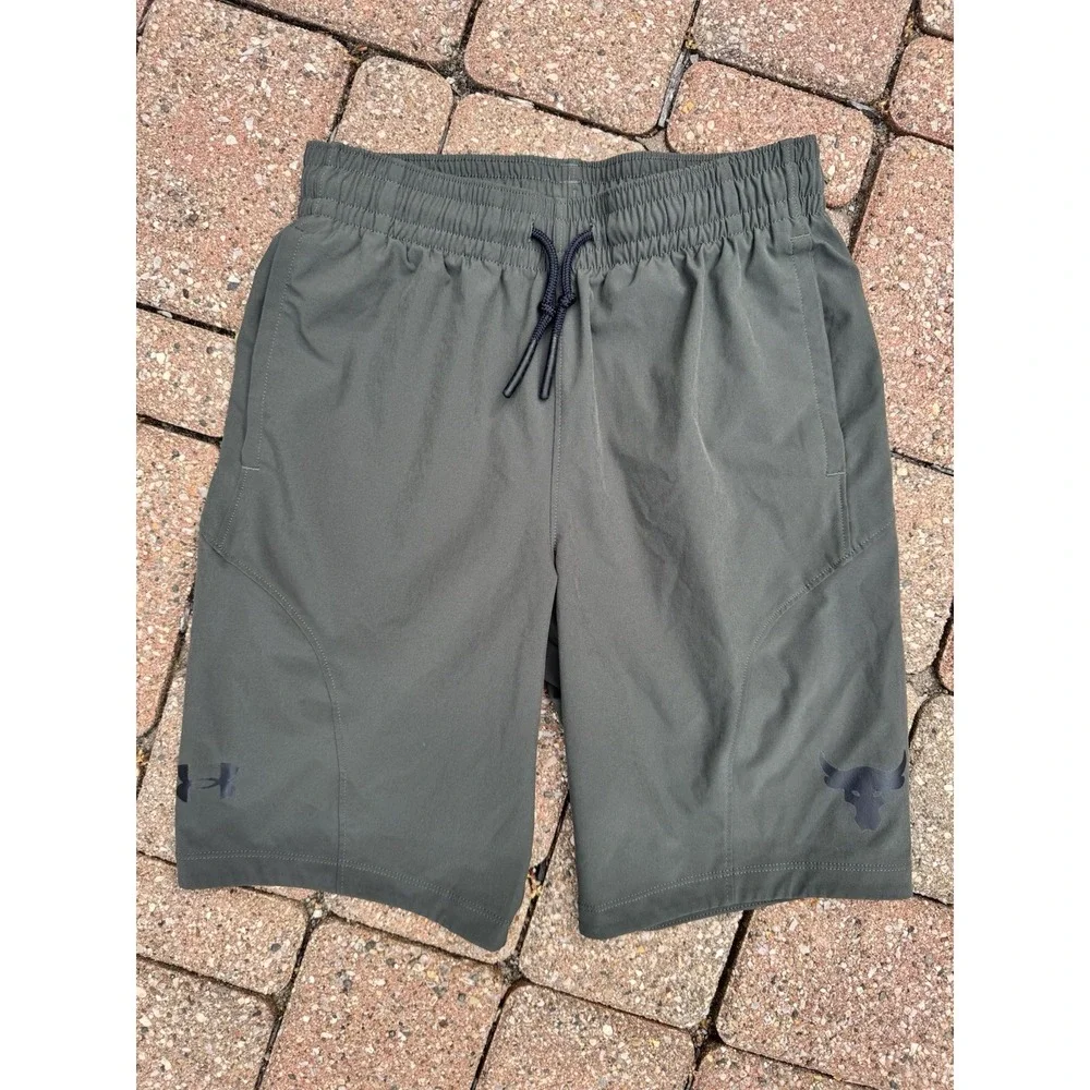Under Armour Boys Youth M Sports Running Soccer‎ Basketball